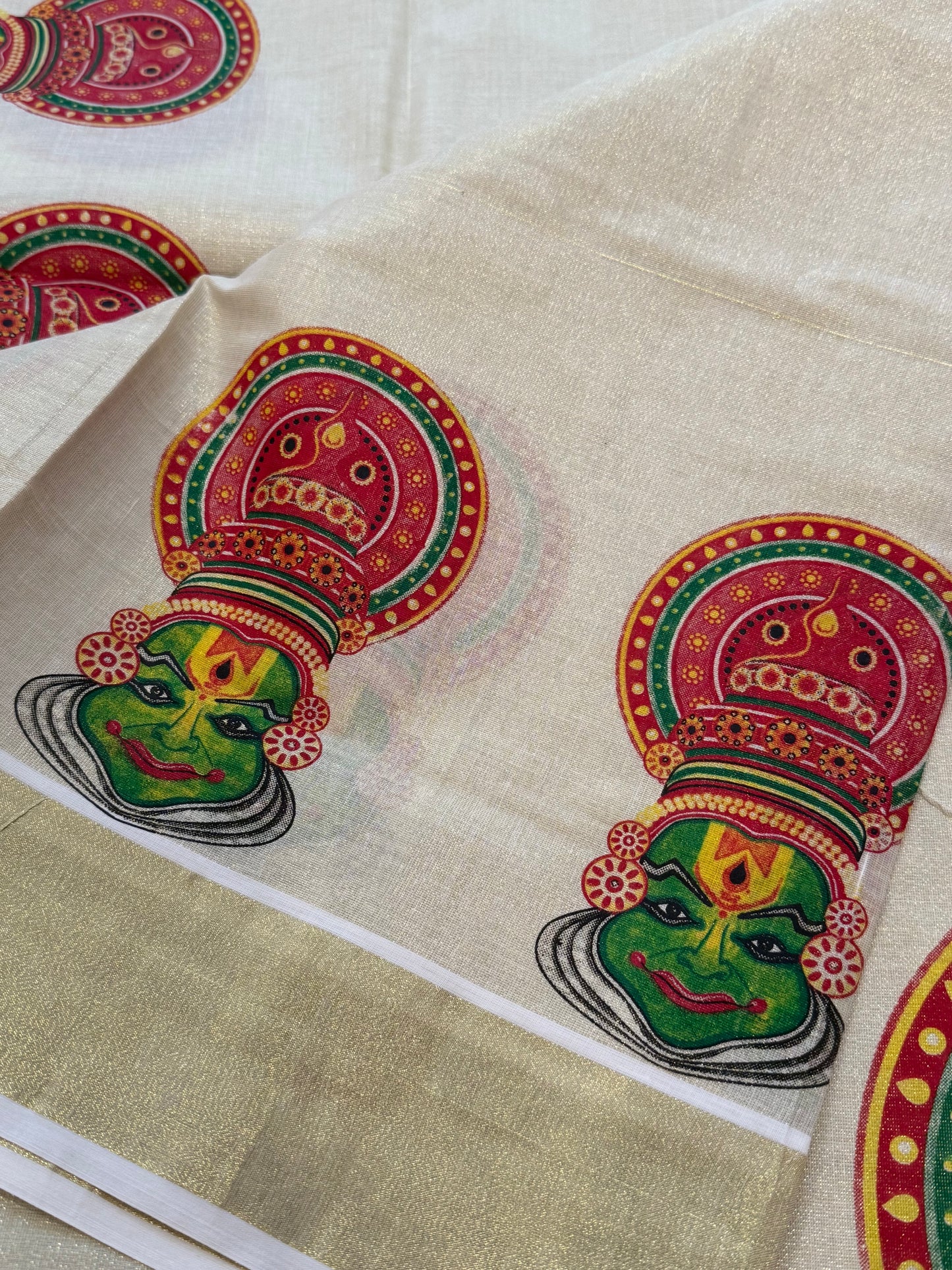 Kathakali kerala kasavu tissue saree
