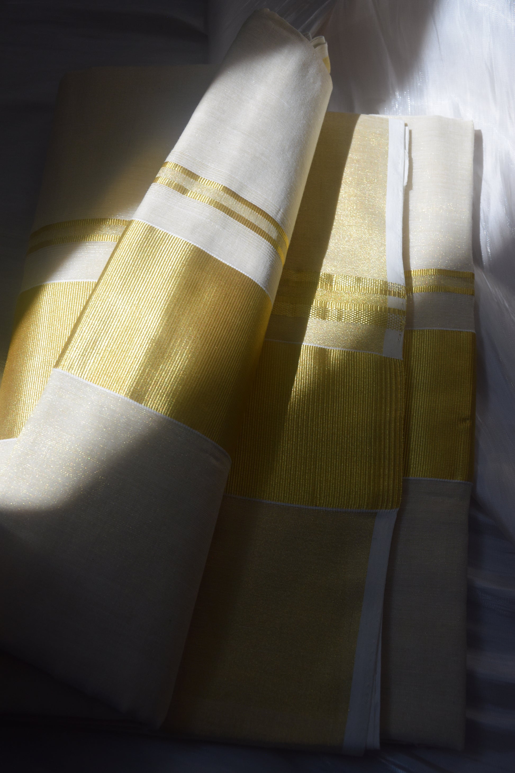 Kerala Tissue Saree with kasavu - Traditional Kerala saree gold border