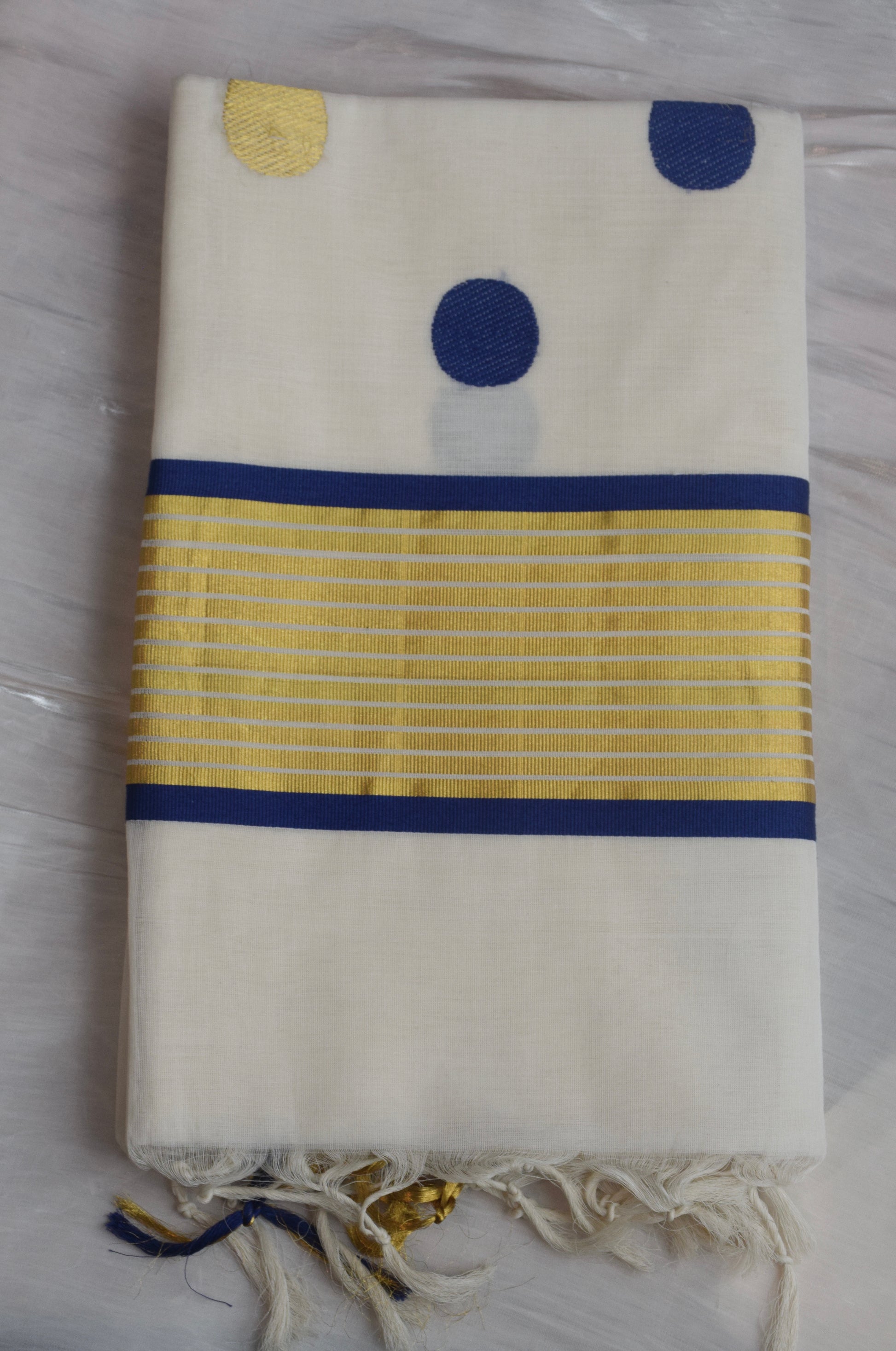 Premium Handloom Cotton Kerala Saree


