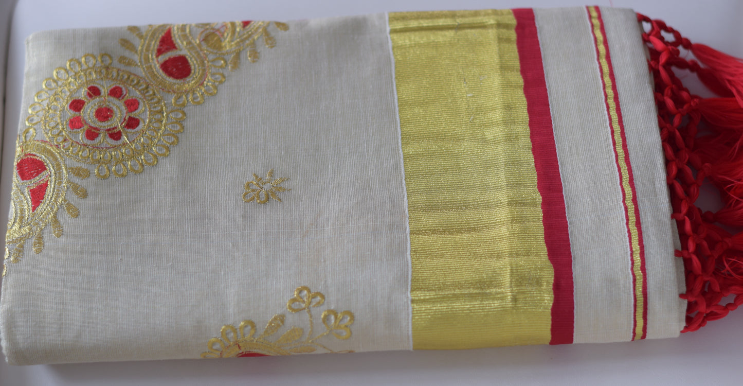 Kerala kasavu saree