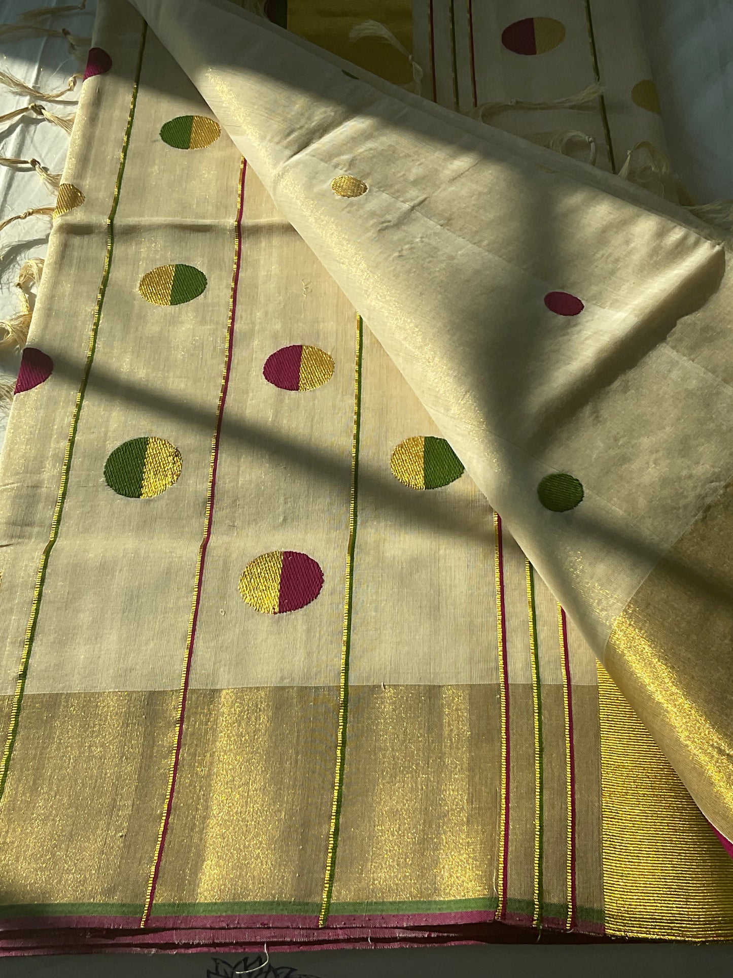 Premium Handloom tissue saree