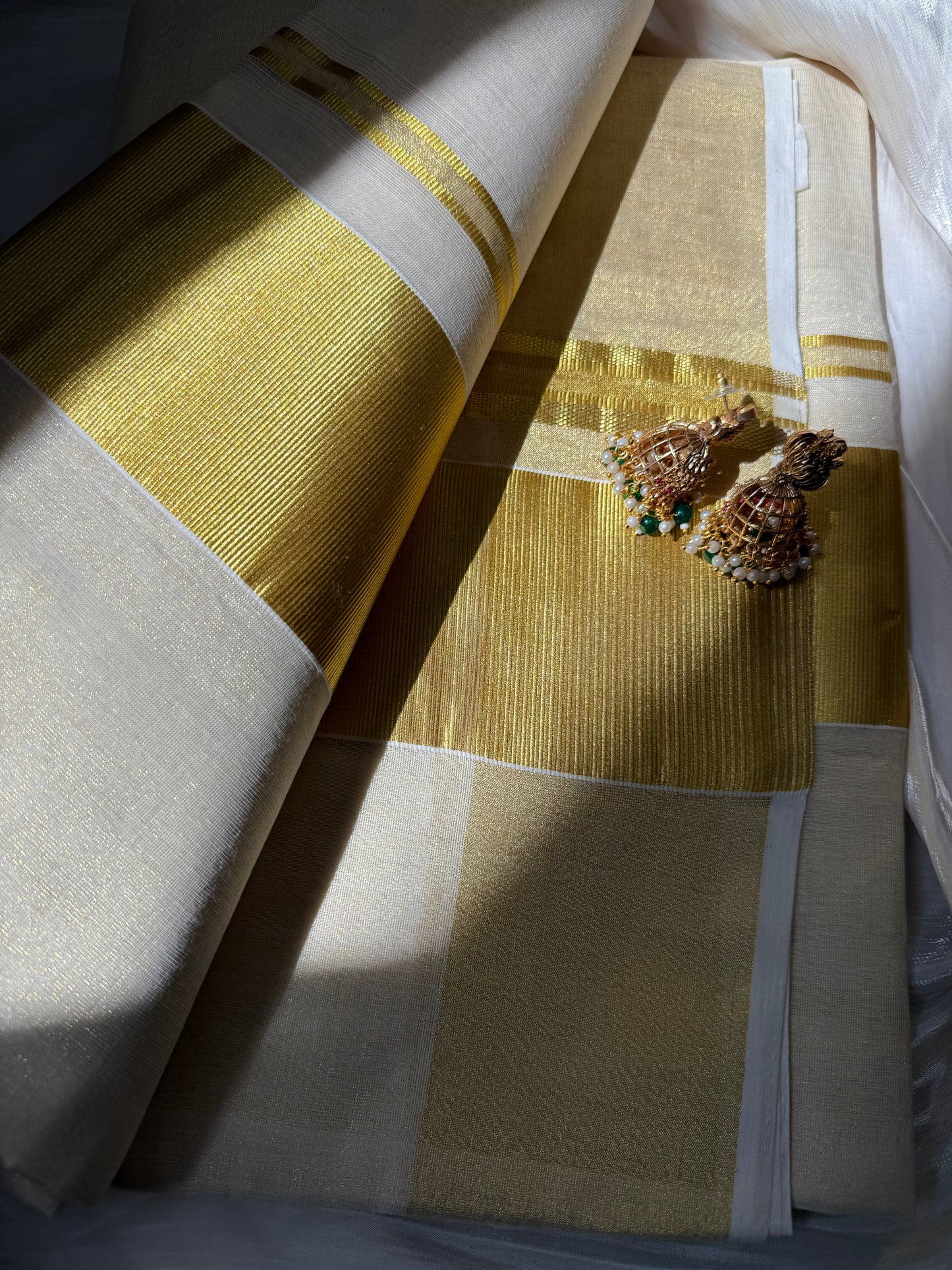 Kerala Tissue Saree with kasavu - Traditional Kerala saree gold border