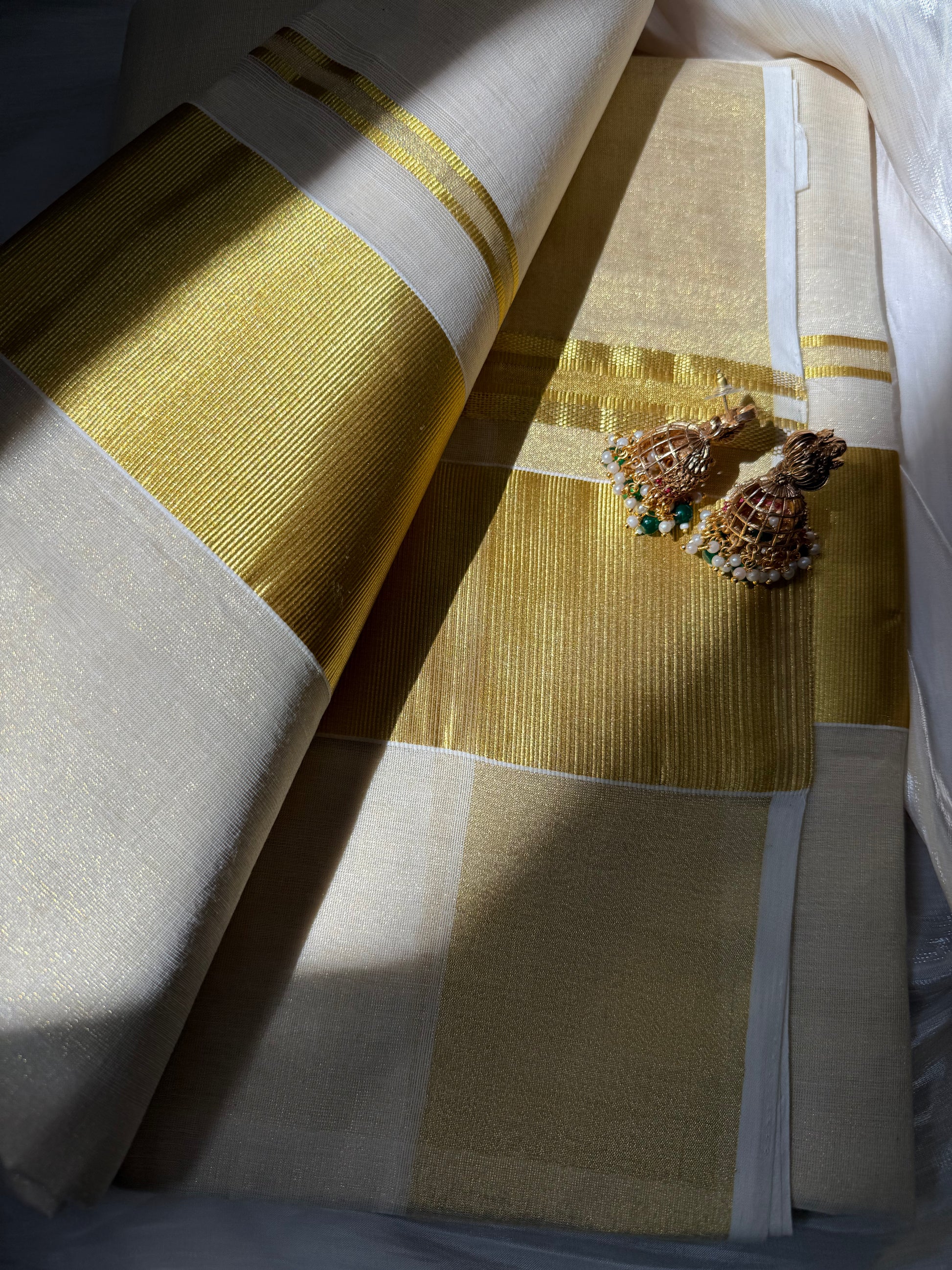 Kerala Tissue Saree with kasavu - Traditional Kerala saree gold border