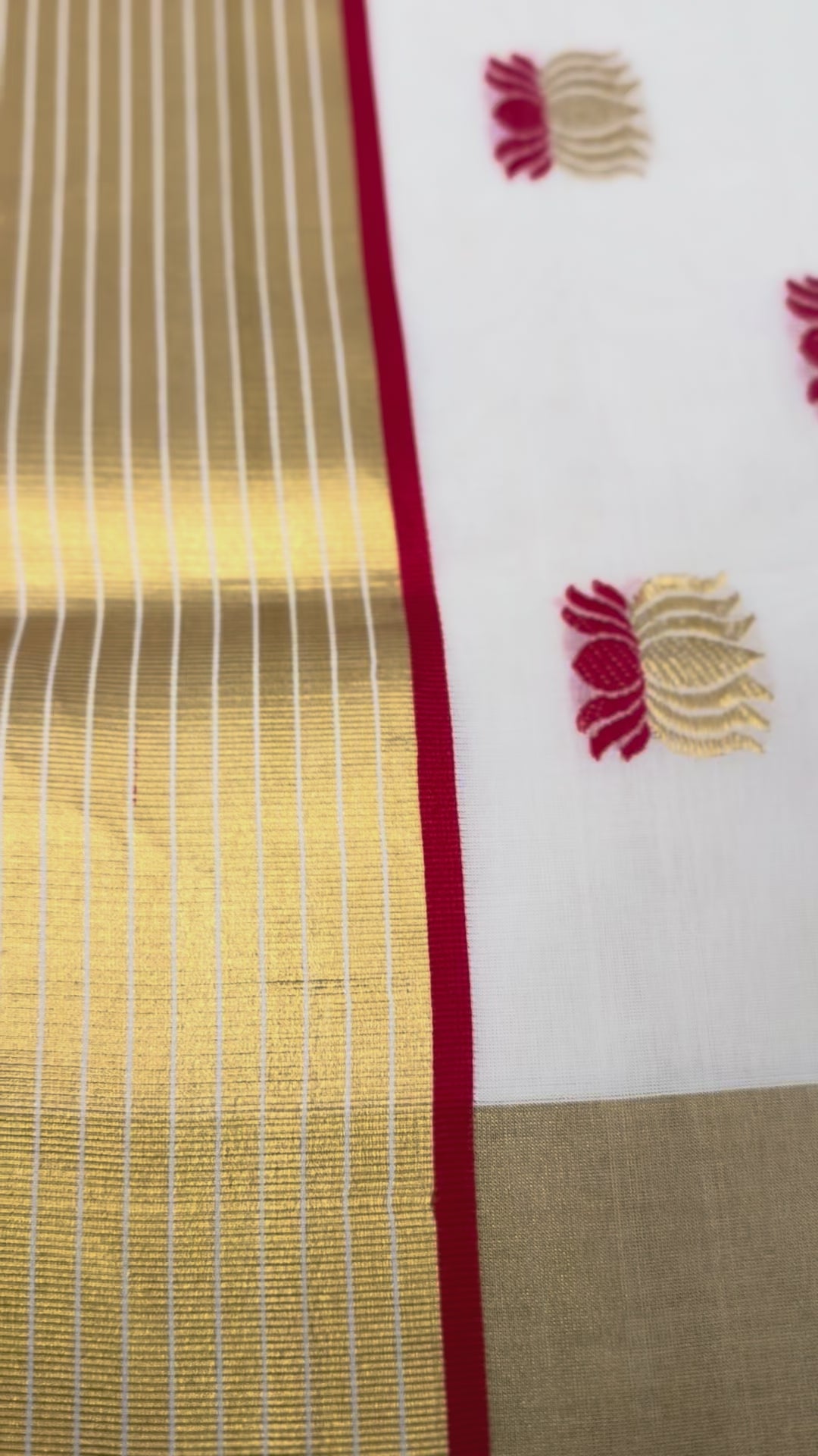 Kerala saree red black checked pattern